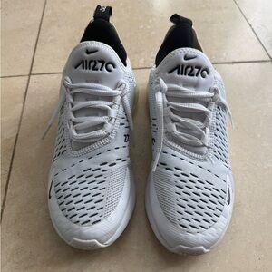 Woman’s Nike Air 270 White and Black Sneakers